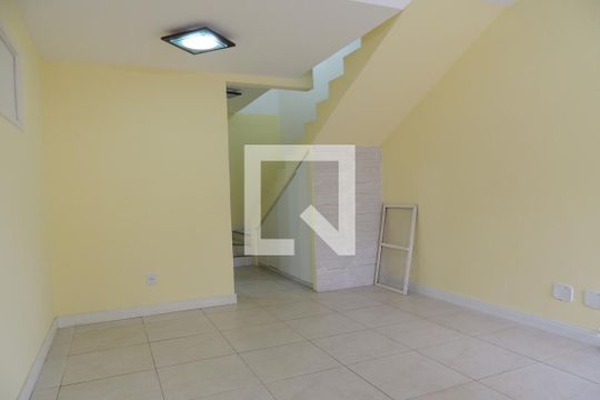 Sala de casa à venda com 3 quartos, 103m² em Anil, Rio de Janeiro