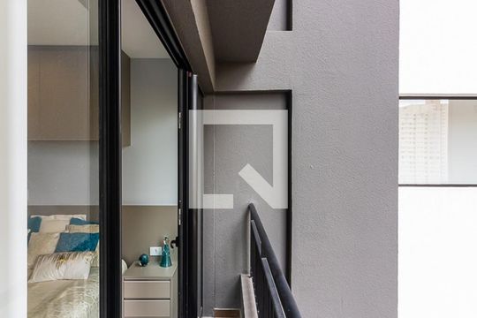 Sacada da Sala de kitnet/studio para alugar com 1 quarto, 26m² em Santana, São Paulo
