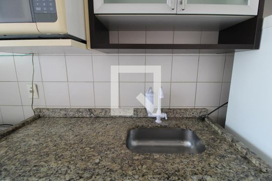 Pia da cozinha de apartamento à venda com 2 quartos, 70m² em Jardim Marajoara, São Paulo
