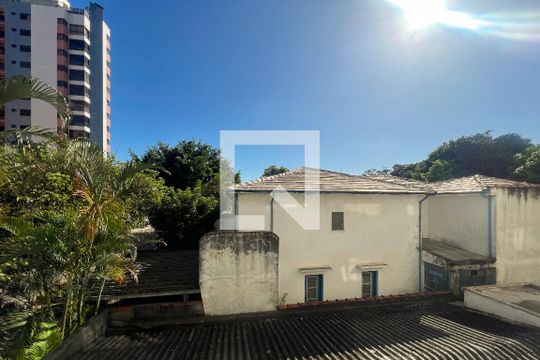 Vista de apartamento à venda com 2 quartos, 73m² em Moema, São Paulo