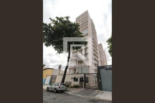 Fachada de apartamento para alugar com 1 quarto, 33m² em Cambuci, São Paulo