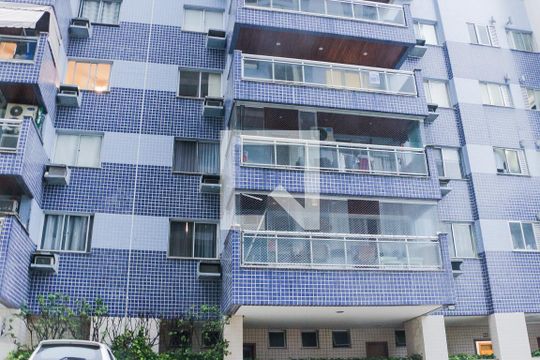 Fachada de apartamento à venda com 2 quartos, 98m² em Barra da Tijuca, Rio de Janeiro