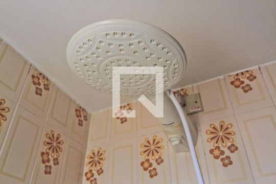Banheiro de apartamento para alugar com 2 quartos, 60m² em Freguesia do Ó, São Paulo