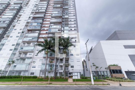 Fachada de apartamento para alugar com 1 quarto, 42m² em Vila Nancy, São Paulo