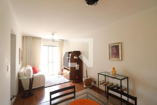Sala  de apartamento à venda com 2 quartos, 57m² em Santa Teresinha, São Paulo
