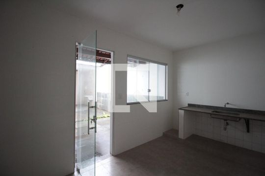Cozinha de casa à venda com 4 quartos, 200m² em Jardim Leblon, Belo Horizonte
