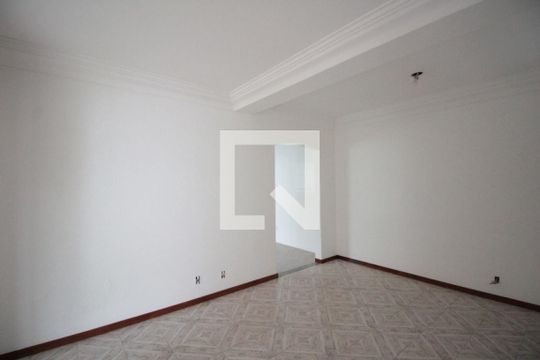 Sala de casa à venda com 4 quartos, 200m² em Jardim Leblon, Belo Horizonte