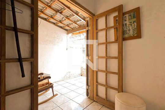 Quarto de casa à venda com 2 quartos, 180m² em Vila Florida, Guarulhos