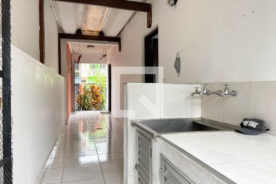 Área de Serviço de casa à venda com 2 quartos, 184m² em Bussocaba, Osasco