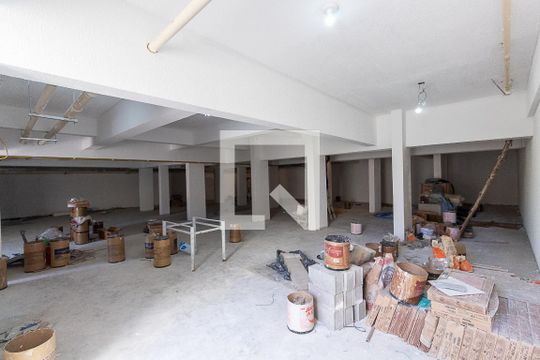 Garagem de apartamento à venda com 2 quartos, 50m² em Vila Rio Branco, São Paulo
