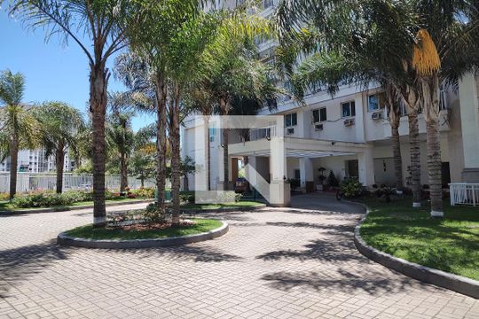 Área comum - Piscina de apartamento para alugar com 2 quartos, 59m² em Recreio dos Bandeirantes, Rio de Janeiro