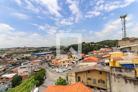 Vista do Quarto 1 de apartamento para alugar com 2 quartos, 42m² em Cidade Intercap, Taboão da Serra