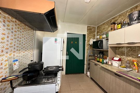 Cozinha de casa à venda com 3 quartos, 100m² em Jardim America, São Leopoldo