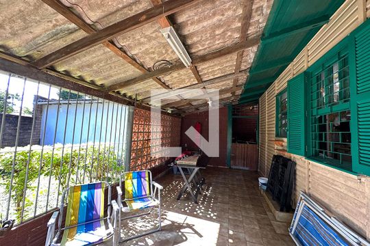 Área Externa de casa à venda com 3 quartos, 100m² em Jardim America, São Leopoldo