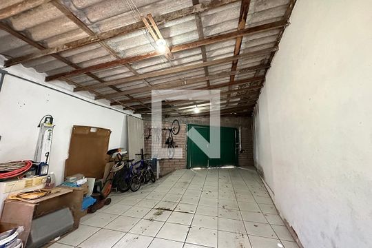 Garagem de casa à venda com 3 quartos, 100m² em Jardim America, São Leopoldo