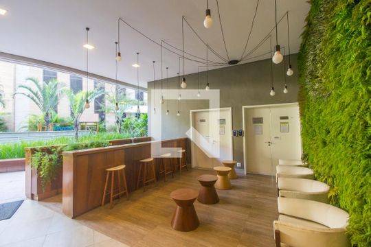 Área comum de apartamento para alugar com 1 quarto, 50m² em Empresarial 18 do Forte, Barueri