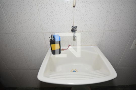 Área de Serviço do Primeiro Piso de casa à venda com 4 quartos, 217m² em Váz Lobo, Rio de Janeiro