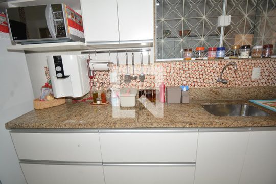 Cozinha de casa à venda com 4 quartos, 217m² em Váz Lobo, Rio de Janeiro
