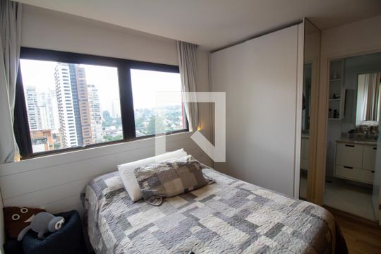 Quarto de kitnet/studio para alugar com 1 quarto, 38m² em Campo Belo, São Paulo