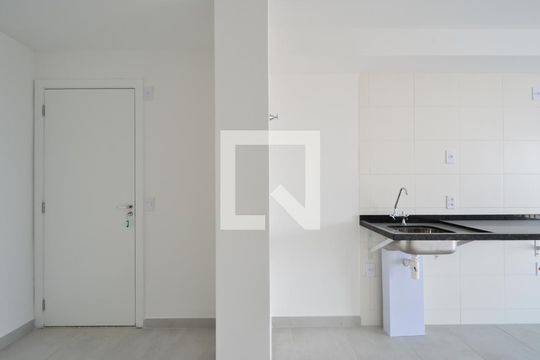 Sala/Cozinha de kitnet/studio à venda com 1 quarto, 28m² em Vila Clementino, São Paulo