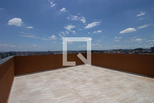 Área comum de apartamento para alugar com 2 quartos, 38m² em Itaquera, São Paulo