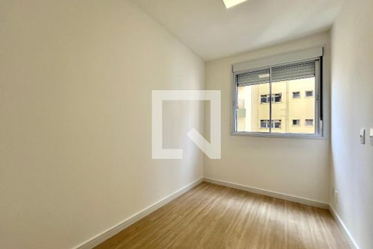 Quarto 1 de apartamento para alugar com 2 quartos, 36m² em Jardim Oriental, São Paulo