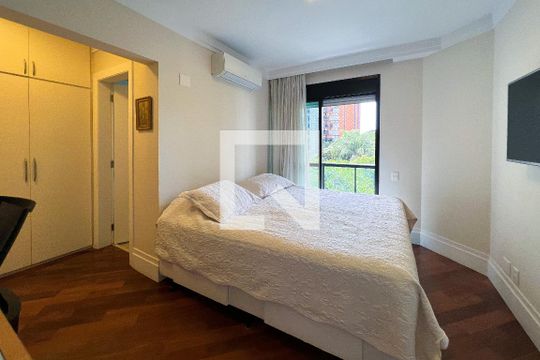 Suíte 1 de apartamento à venda com 4 quartos, 357m² em Indianópolis, São Paulo