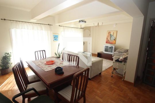 Suíte 1 de casa para alugar com 4 quartos, 651m² em Tristeza, Porto Alegre