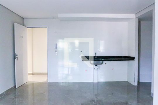 Sala/Cozinha de apartamento para alugar com 1 quarto, 41m² em Vila Medeiros, São Paulo