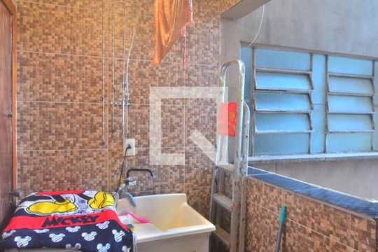 Área de serviço de apartamento à venda com 2 quartos, 62m² em Marechal Rondon, Canoas