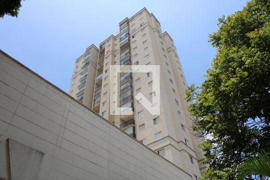 Fachada do Prédio de apartamento para alugar com 2 quartos, 72m² em Lapa, São Paulo