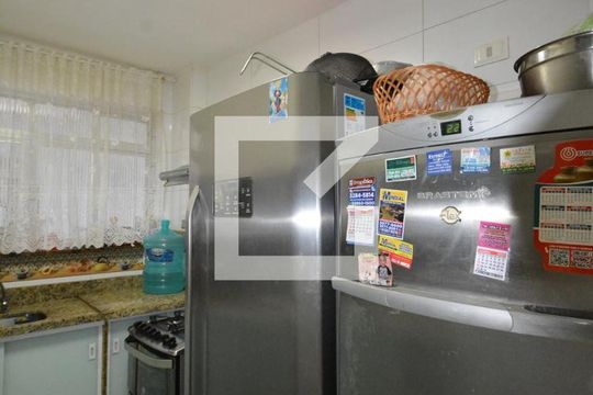 Cozinha de apartamento para alugar com 2 quartos, 75m² em Olaria, Rio de Janeiro