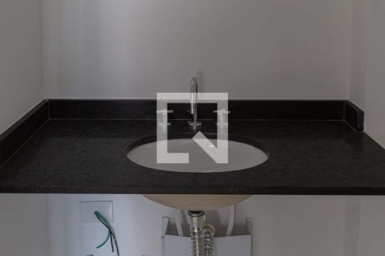 Banheiro de kitnet/studio à venda com 1 quarto, 35m² em Bela Vista, São Paulo