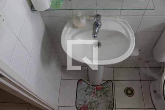 Banheiro de apartamento para alugar com 2 quartos, 49m² em Imirim, São Paulo