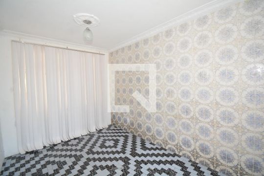 Sala de casa para alugar com 2 quartos, 100m² em Vaz Lobo, Rio de Janeiro