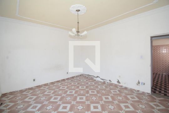 Quarto de casa para alugar com 2 quartos, 100m² em Vaz Lobo, Rio de Janeiro