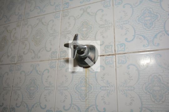 Banheiro de casa à venda com 2 quartos, 100m² em Vaz Lobo, Rio de Janeiro