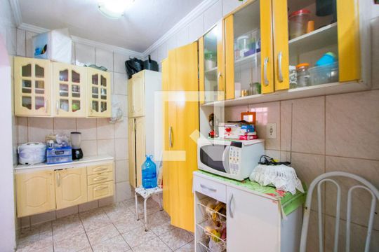 Cozinha de casa à venda com 2 quartos, 180m² em Vila Guarani, Santo André