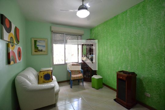 Sala de apartamento para alugar com 2 quartos, 48m² em Cristal, Porto Alegre