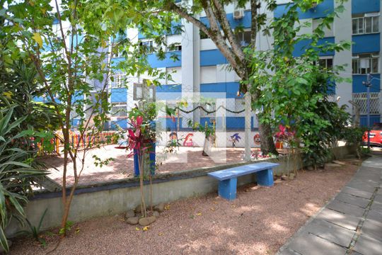Área comum de apartamento para alugar com 2 quartos, 48m² em Cristal, Porto Alegre
