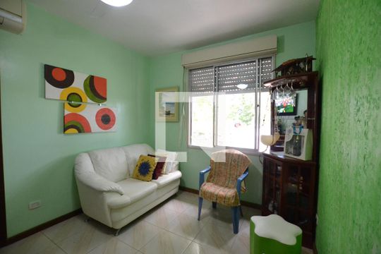 Sala de apartamento para alugar com 2 quartos, 48m² em Cristal, Porto Alegre