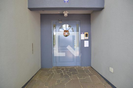 Entrada do Bloco de apartamento para alugar com 2 quartos, 48m² em Cristal, Porto Alegre