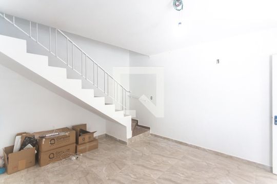 Sala de estar de casa para alugar com 2 quartos, 120m² em Centro, São Bernardo do Campo