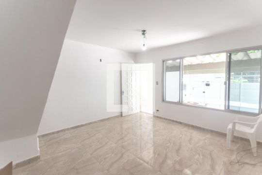 Casa para alugar com 2 quartos, 120m² em Centro, São Bernardo do Campo