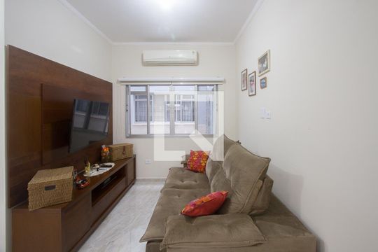 Casa à venda com 4 quartos, 225m² em Jardim Caravelas, São Paulo
