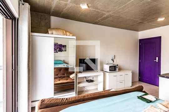 Studio de apartamento para alugar com 1 quarto, 28m² em República, São Paulo