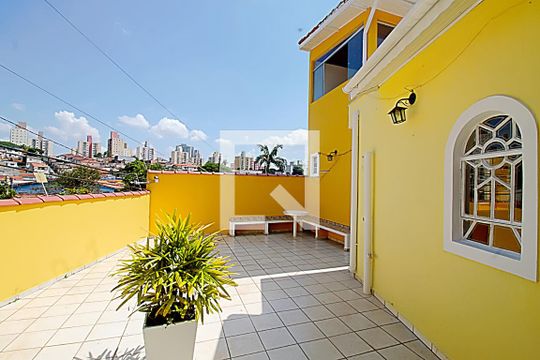 Quintal de casa para alugar com 3 quartos, 250m² em Super Quadra Morumbi, São Paulo