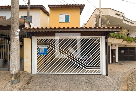 Fachada da Casa de casa à venda com 3 quartos, 175m² em Gopouva, Guarulhos