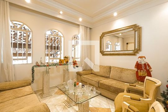 Casa à venda com 3 quartos, 175m² em Gopouva, Guarulhos