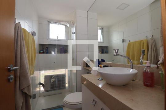 Banheiro da Suíte de apartamento para alugar com 1 quarto, 40m² em Sul (águas Claras), Brasília